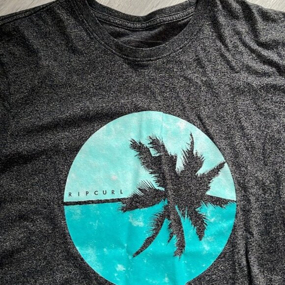 Rip curl t shirt size medium - Picture 3 of 3